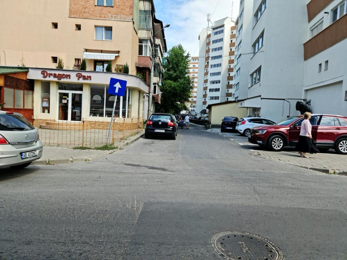 Appartement Garsoniera 1 decembrie à Alba Iulia Extérieur photo